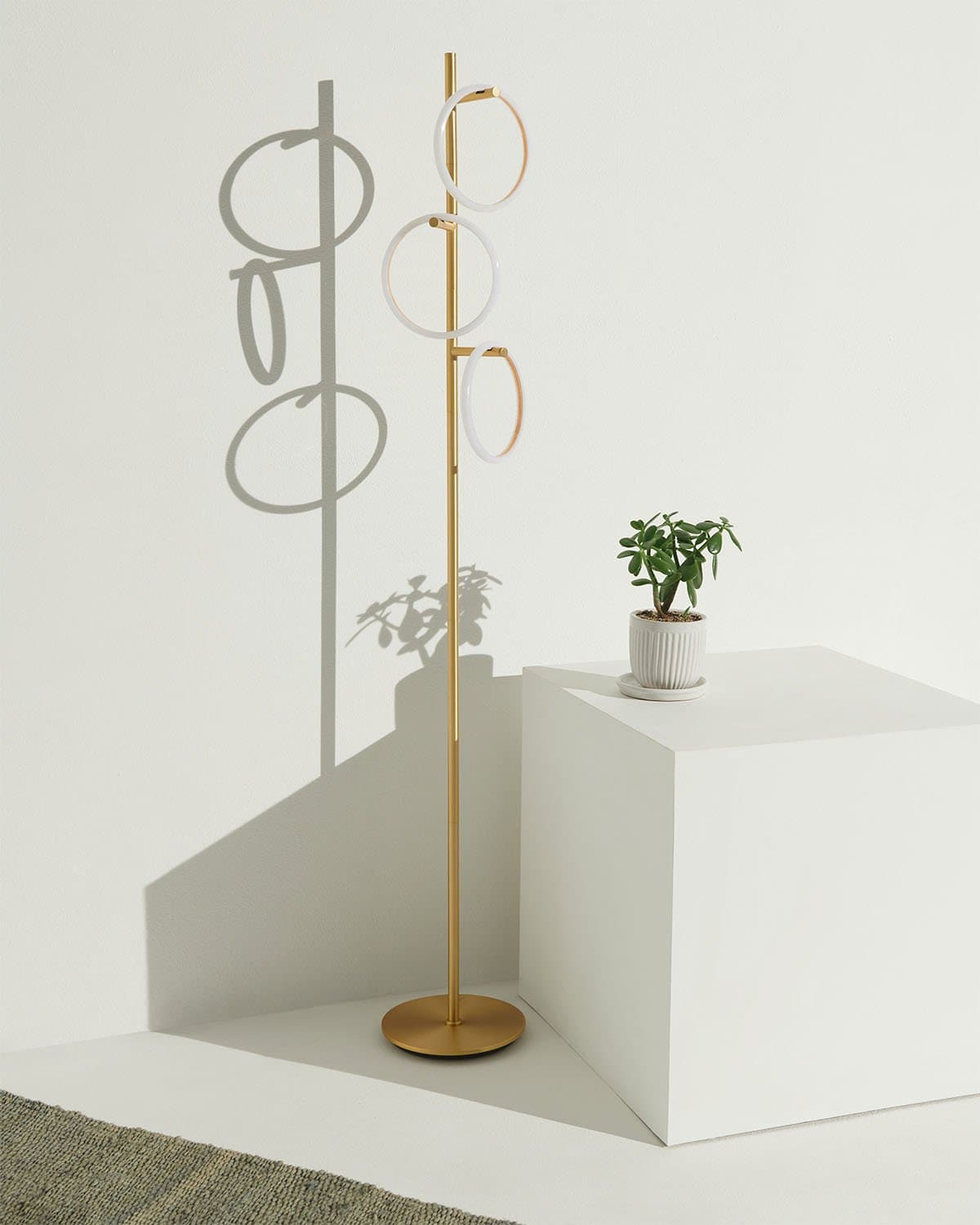 Saturn Floor Lamp, photo 3 of 21