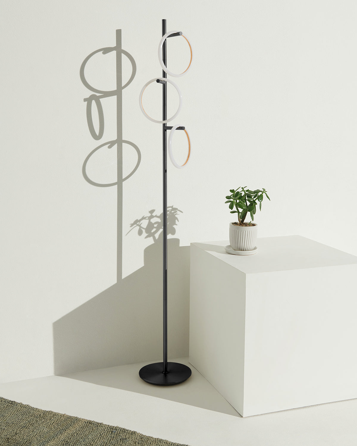 Saturn Floor Lamp, photo 11 of 21