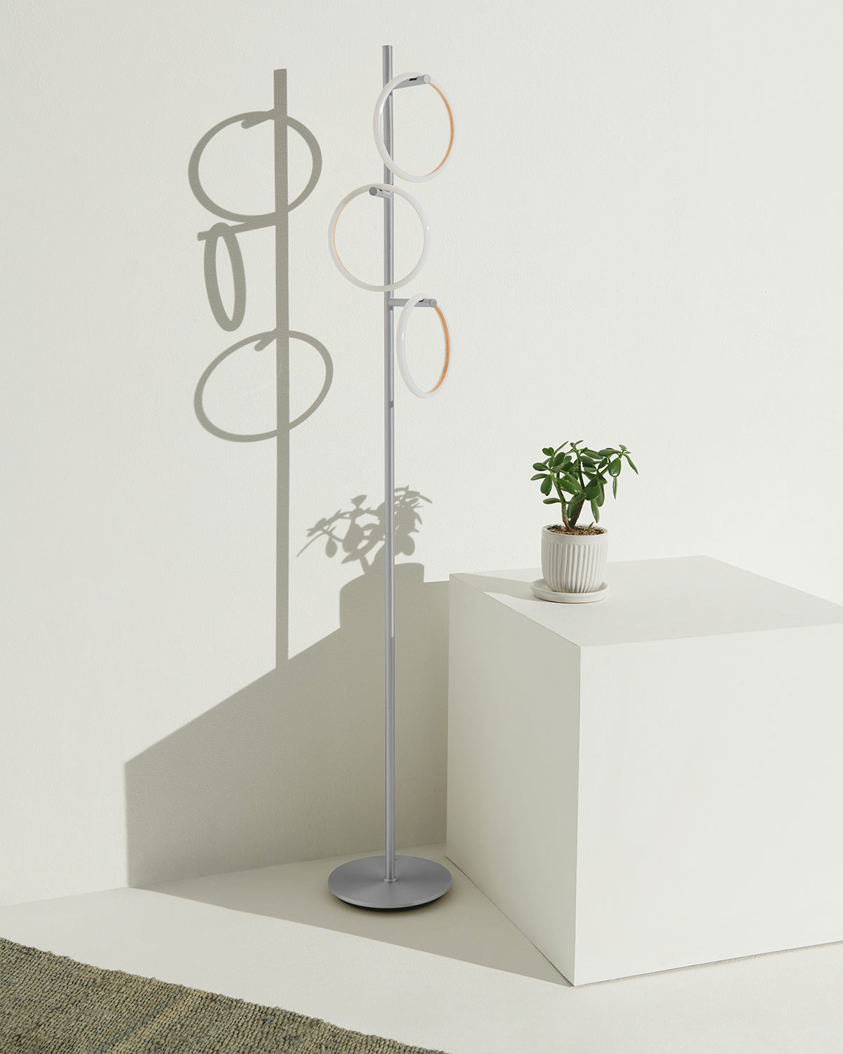 Saturn Floor Lamp, photo 17 of 21