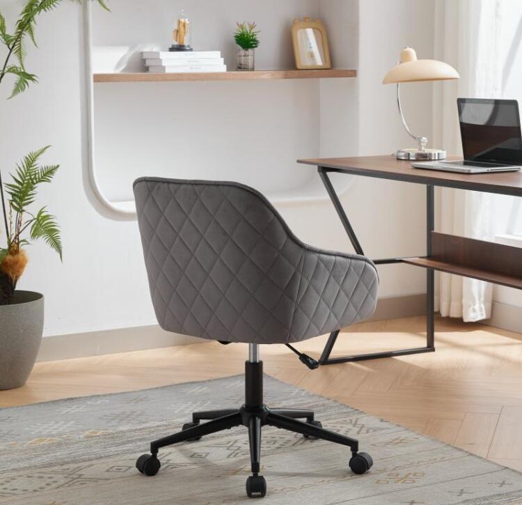 Walker Edison | Quilted Velvet Office Desk Chair