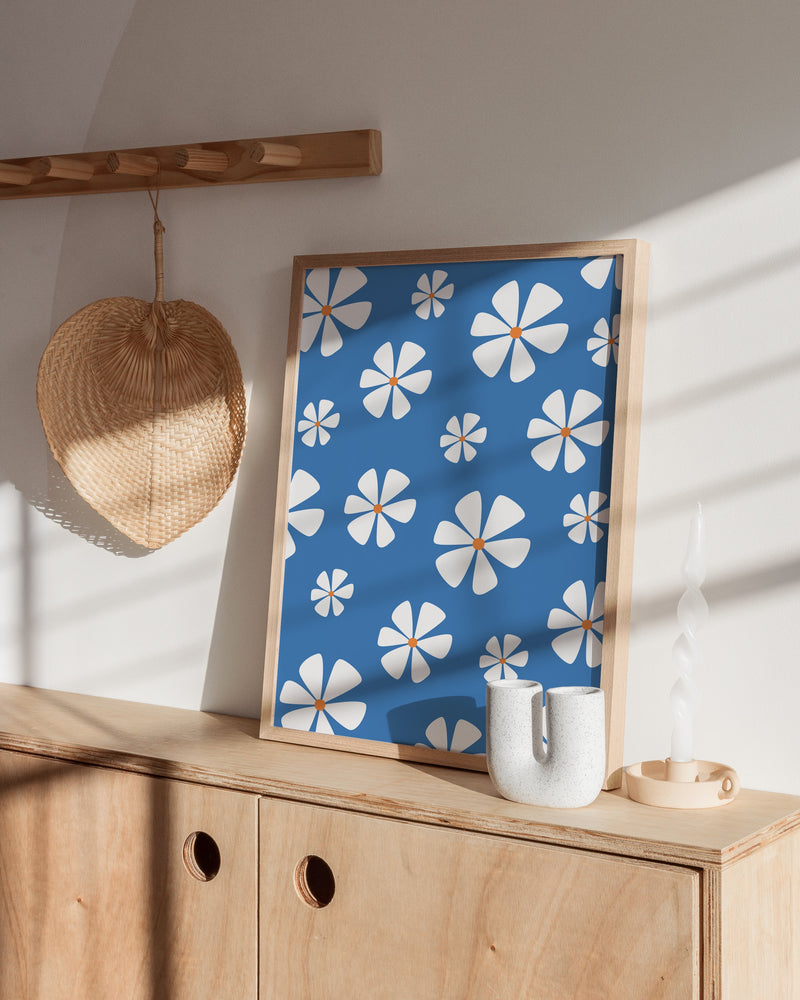 Abstract white daisies