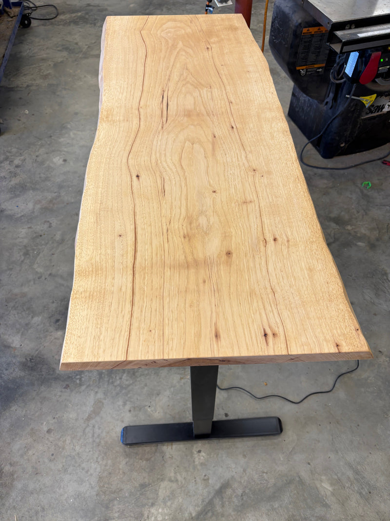 Adjustable height sit/stand pecan desk