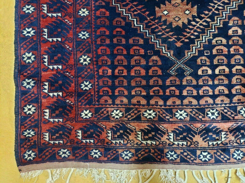 3' 4" X 5' 6" Vintage Handmade Pakistan Balouchi Balouch Tribal Wool Rug Nice