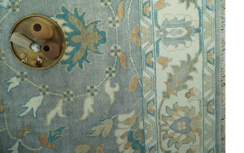 8x10 Traditional Floral Silver and Ivory Hand Knotted wool area rug