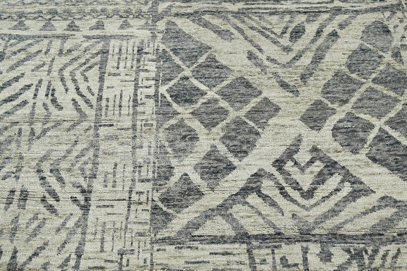 5x7 Gray, Beige Hand Knotted 100% Wool Tibetan Modern & Contemporary Oriental Area Rug