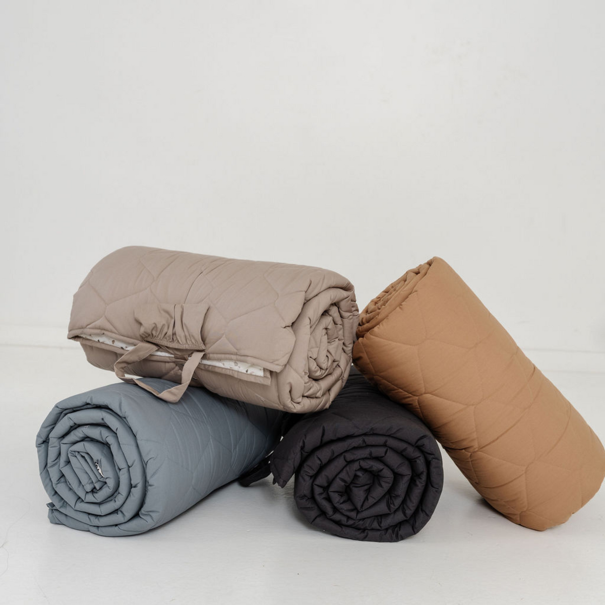 Terrazzo Slate Picnic Blanket, photo 4 of 4