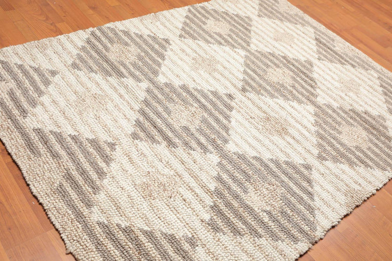 5'4" x 7'6" Handmade Geometric print Wool Loop Pile Area Rug Contemporary Beige
