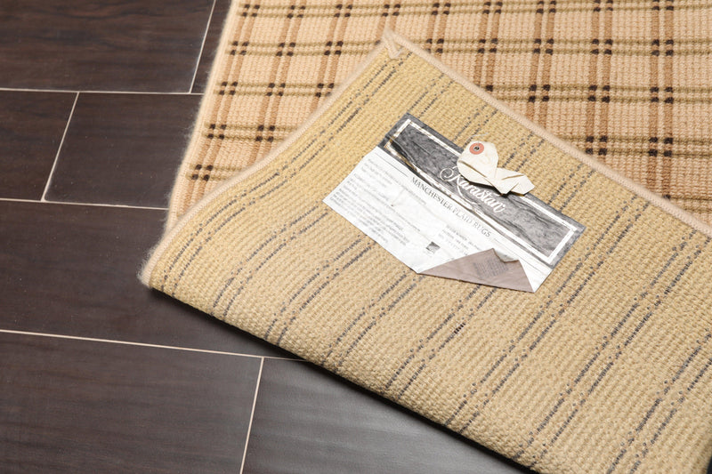 3'9" x 5'11" Contemporary 100% Wool Area Rug Tan