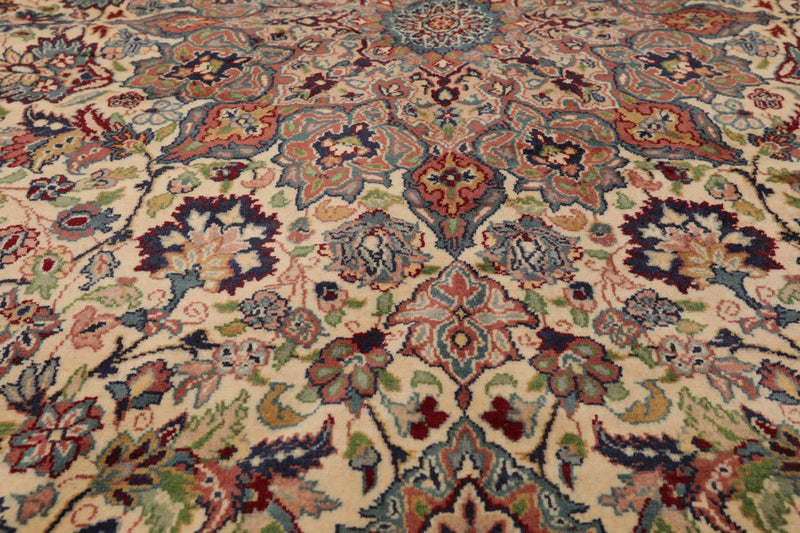 4'7" x 7'2" Hand Knotted Wool 16/18 PakPersian 300 KPSI Area Rug Ivory