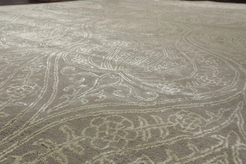 8' x 11' Handmade Wool & Art Silk Patterned Transitional Area Rug Gray Caledon