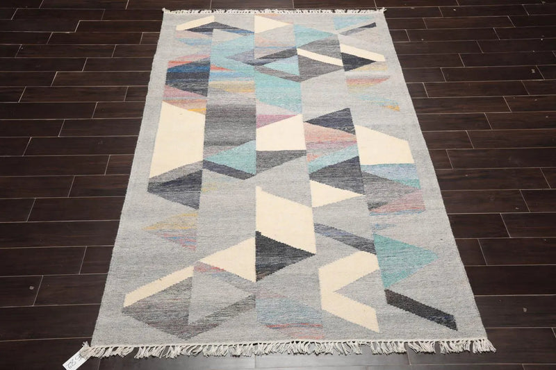 5' x 8' Indoor Outdoor Hand Woven 100% Recycled PET Yarn Modern Kilim Area Rug Gray