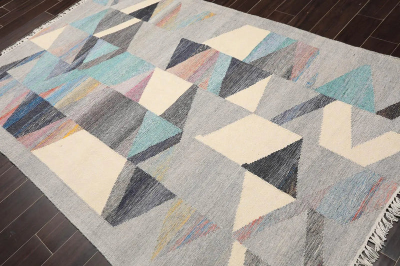 5' x 8' Indoor Outdoor Hand Woven 100% Recycled PET Yarn Modern Kilim Area Rug Gray