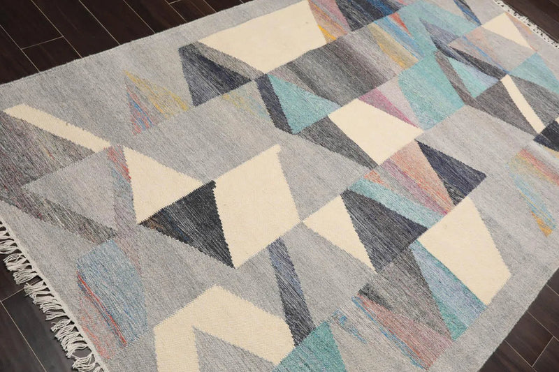5' x 8' Indoor Outdoor Hand Woven 100% Recycled PET Yarn Modern Kilim Area Rug Gray