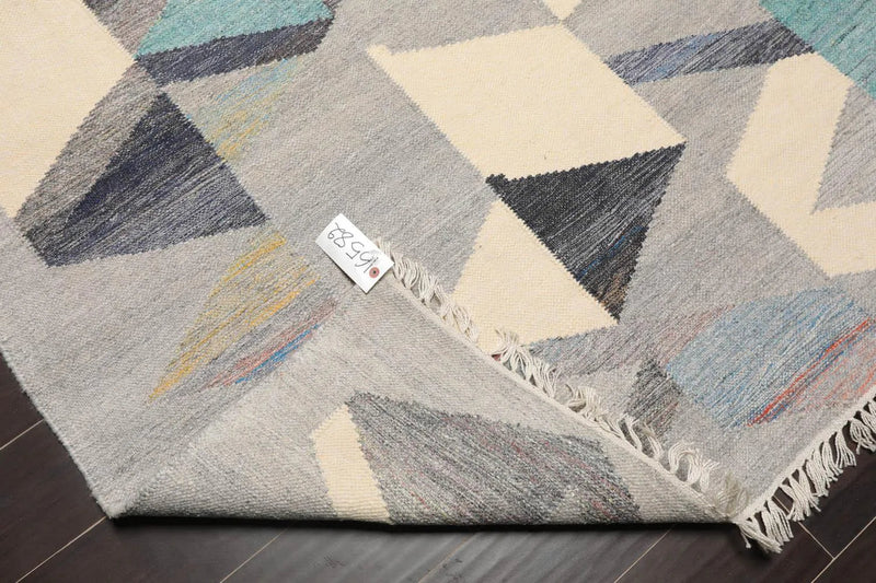 5' x 8' Indoor Outdoor Hand Woven 100% Recycled PET Yarn Modern Kilim Area Rug Gray