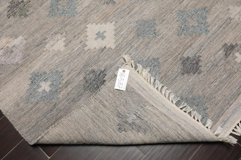 5' x 8'  Indoor OutdoorHand Woven 100% Recycled PET Yarn Modern Kilim Area Rug Gray