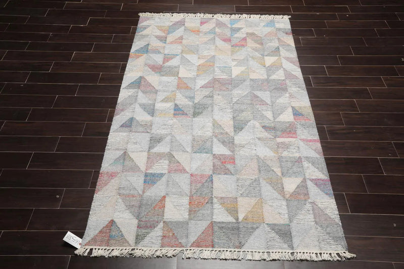 5' x 8' Indoor Outdoor Hand Woven 100% Recycled PET Yarn Modern Kilim Area Rug Gray