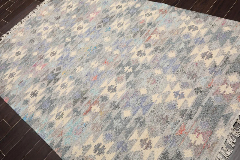 5' x 8'  Indoor OutdoorHand Woven 100% Recycled PET Yarn Modern Kilim Area Rug Gray