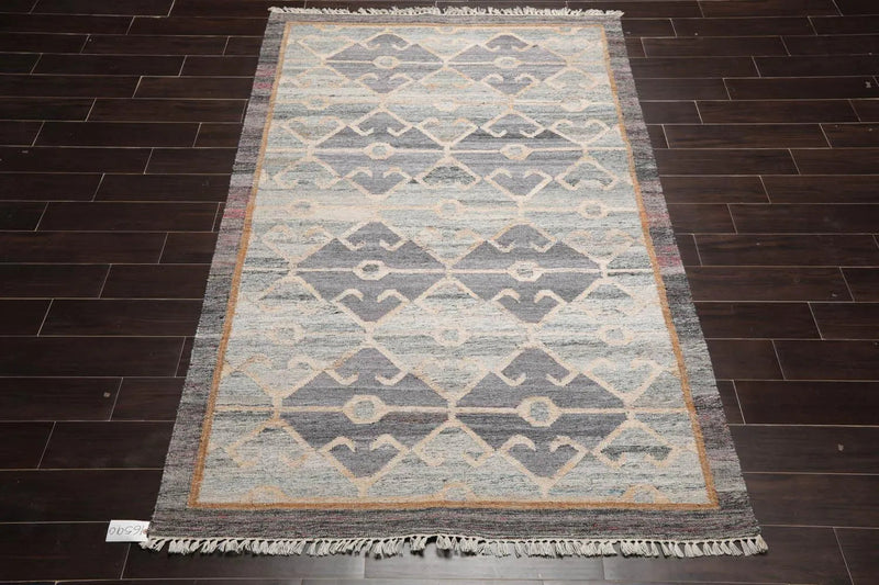 5' x 8'  Indoor Outdoor Hand Woven 100% Recycled PET Yarn Modern Kilim Area Rug Gray