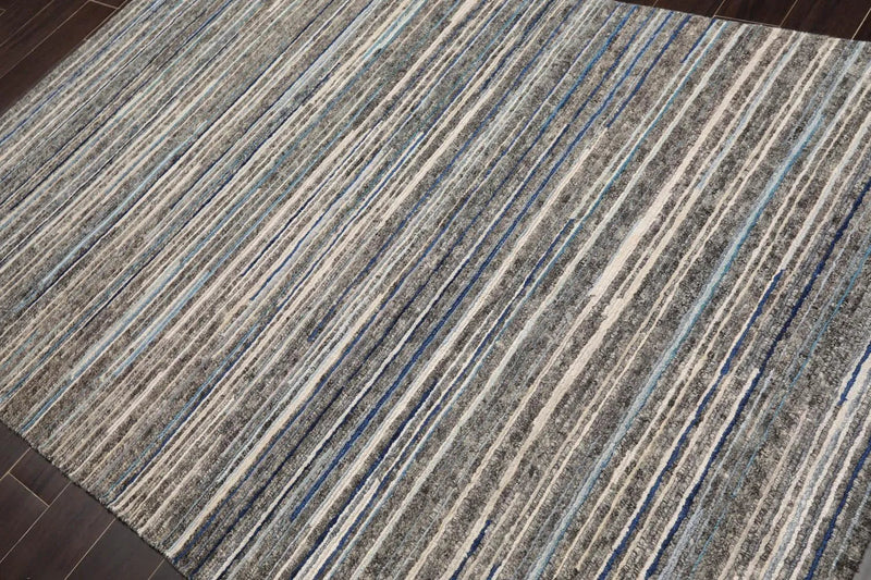 5' 3''x7' 11'' Hand Knotted Wool Oriental Area Rug