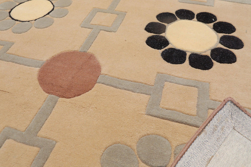 6'8" x 9'11" Handmade 100% Wool Modern Pile Area rug Beige