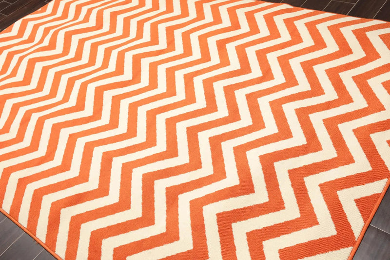 7' x 10' Chevron Machine Made Indoor Outdoor Modern Area Rug Orange