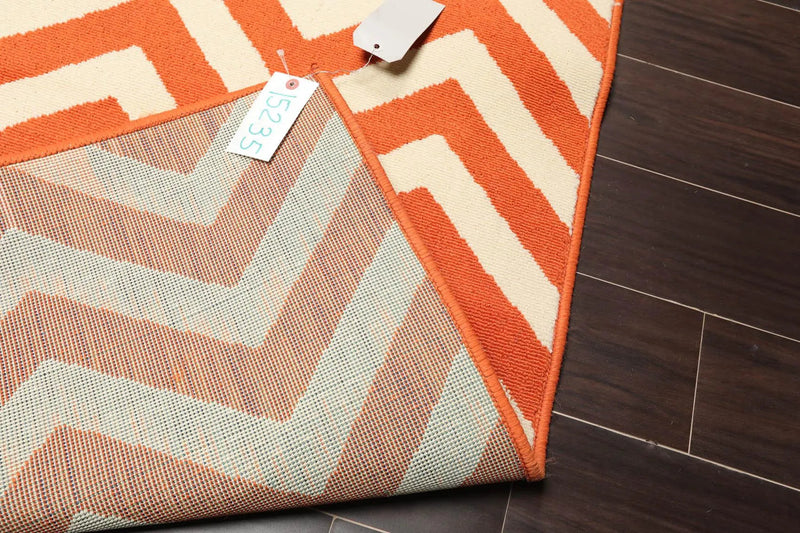 7' x 10' Chevron Machine Made Indoor Outdoor Modern Area Rug Orange
