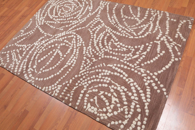 4’8" x 6'7" Handmade 100% Wool Traditional Oriental Area rug Beige