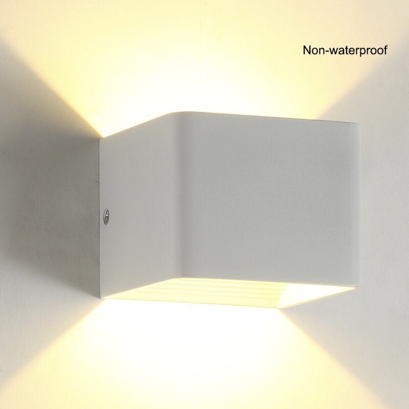 Black/White Outdoor Waterproof Aluminum Cube Shape LED Wall Lamp For Garden