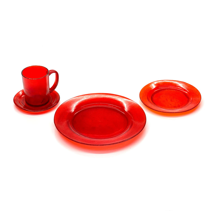 SMASHProps Breakaway 4 Piece Place Setting