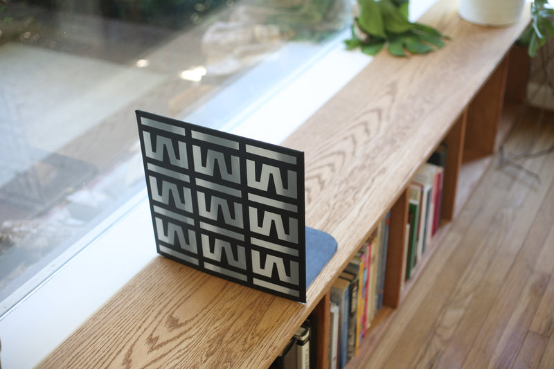 Vinyl Record Bookend - The Most Minimalist Vinyl Display Ever