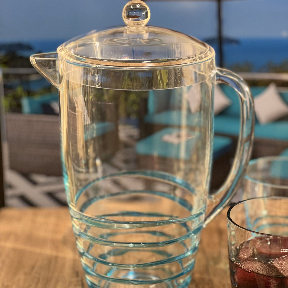 Swirl Unbreakable Plastic Water Pitcher With Lid And Spout, photo 3 of 10