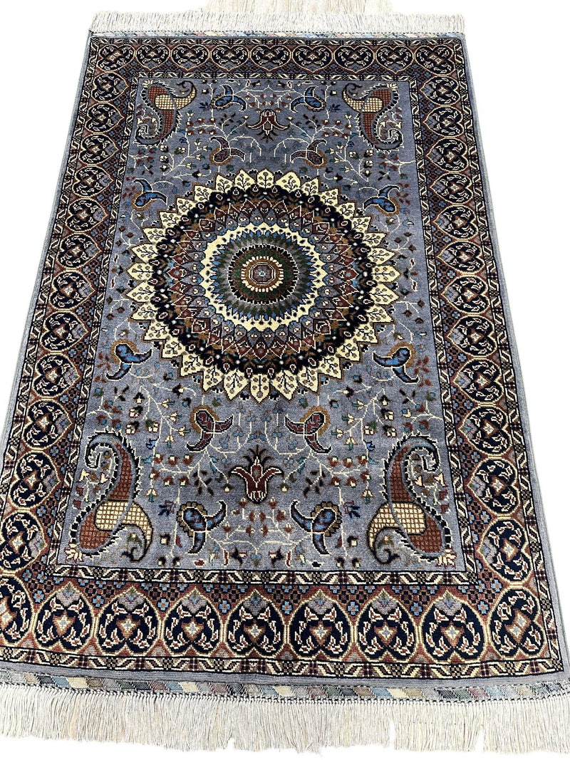 Hand-Knotted Parak Rug – Gray, 40” x 60” | Afghan Wool Rug