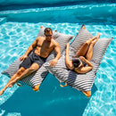 Lux Lagoon Lounger