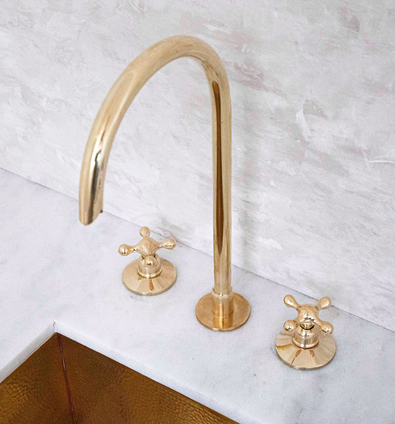 Elegant 3-Hole Unlacquered Brass Faucet - Timeless Design for Your Home - BRASSMA