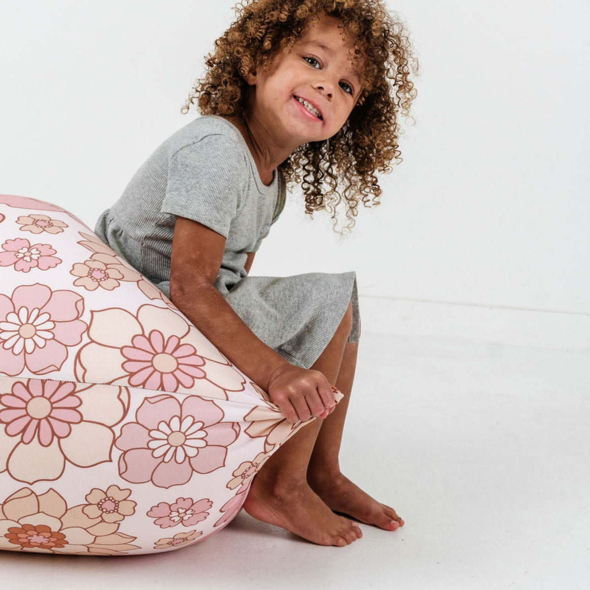 Blooms Bean Bag, photo 3 of 5