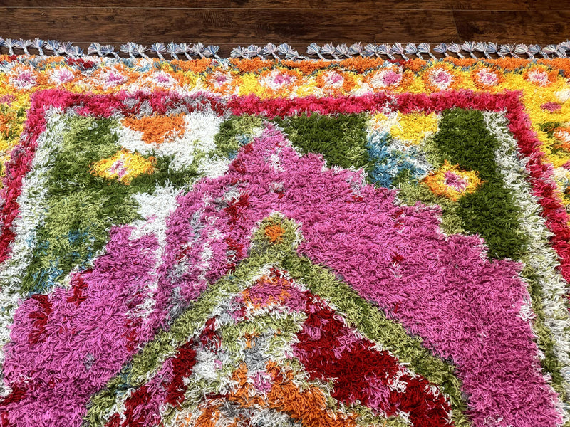 Colorful Shag Rug 8x10, Fuchsia and Multicolor