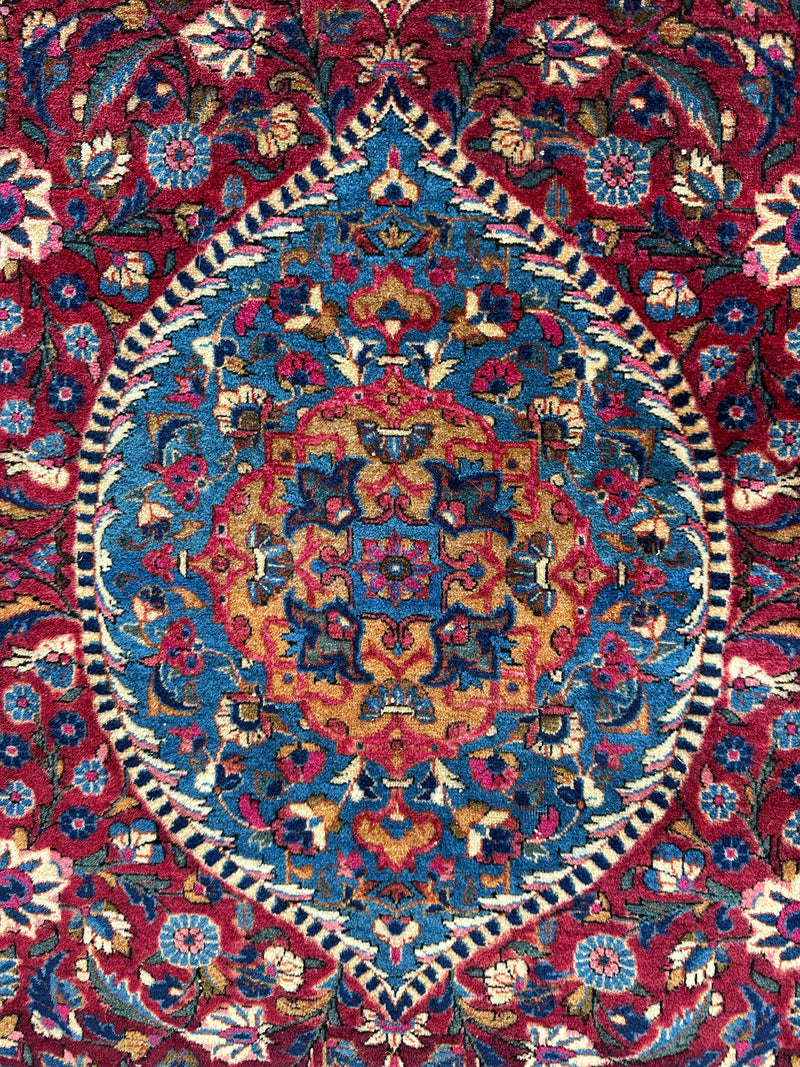 Antique Persian Kashan Debir Rug – 4’3” x 6’4” – Circa 1920s – Hand-Knotted Fine Wool