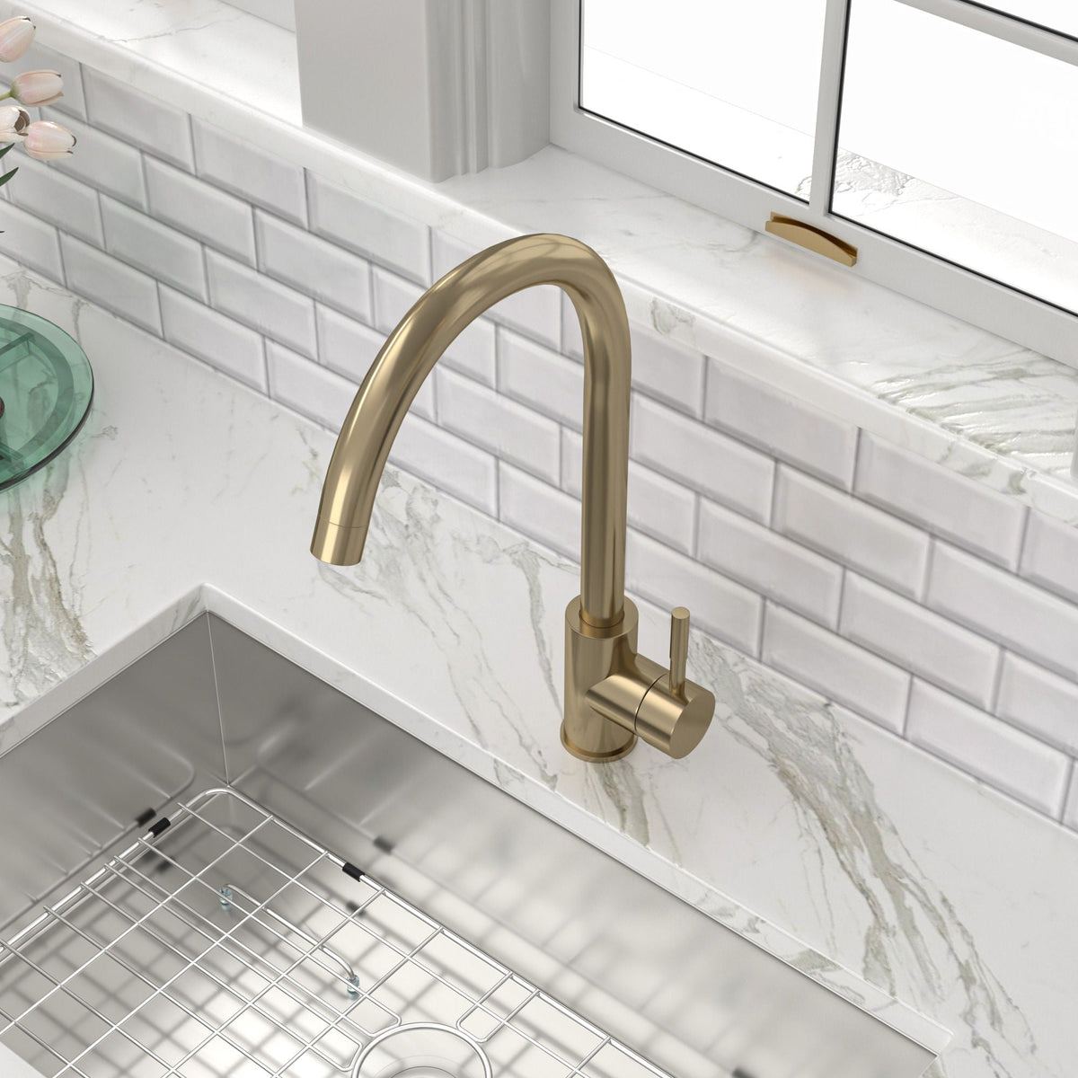 Modern Kitchen Sink Faucet With Single Handle, photo 8 of 18