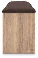 Kinlanni - Bedroom Upholstered Storage Bench - Tan / Brown