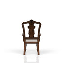 Traditional Chair by HouseOfZazla