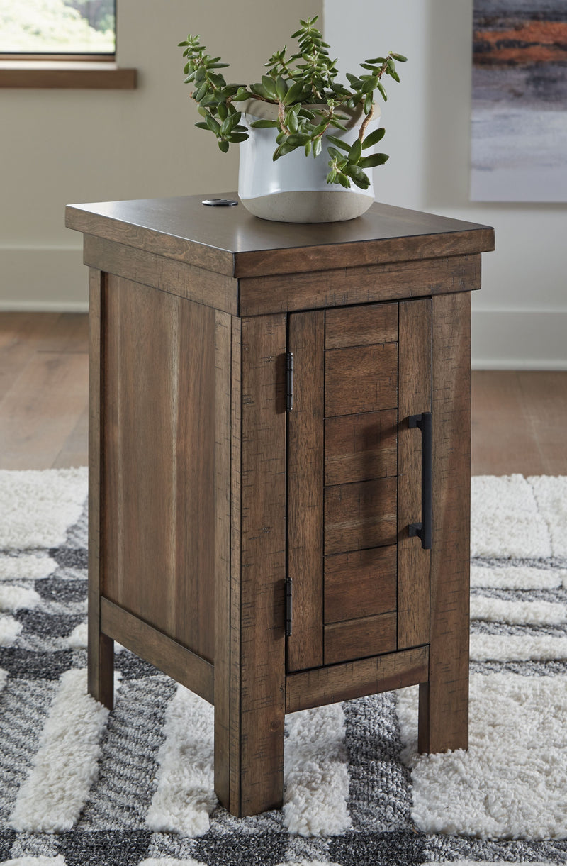 Moriville - Chair Side End Table - Grayish Brown, photo 3 of 7