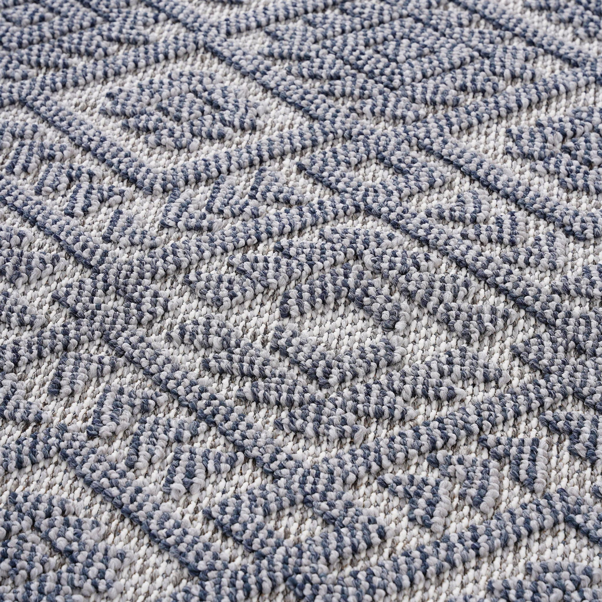 Guros - Traditional Indoor / Outdoor Area Rug, photo 11 of 23