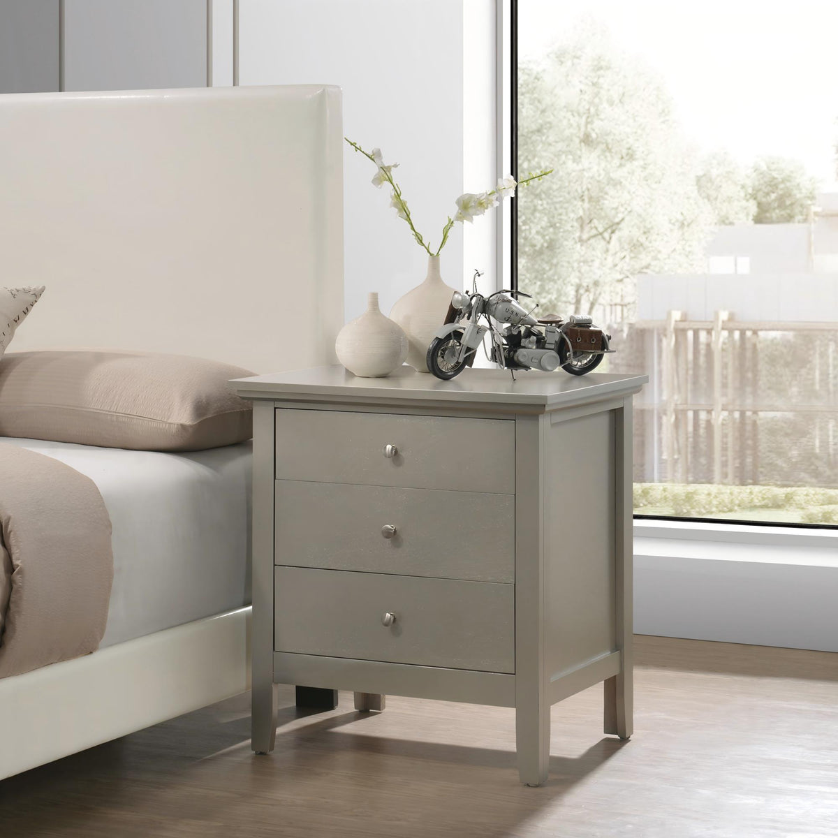 3 Drawer Nightstand & Dove Tailed Drawers, photo 19 of 40