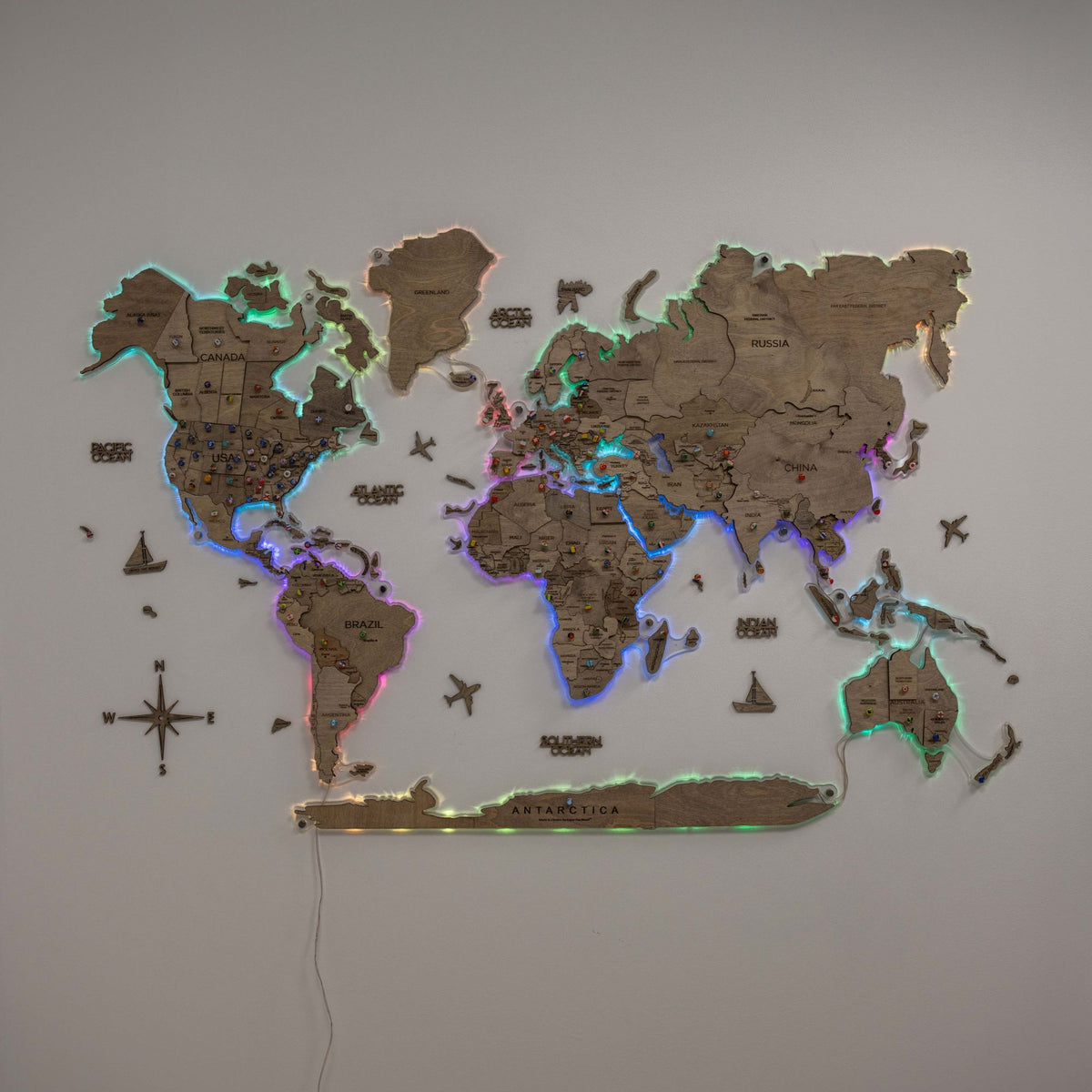 3D LED Wooden World Map 2.0 Terra, photo 13 of 22