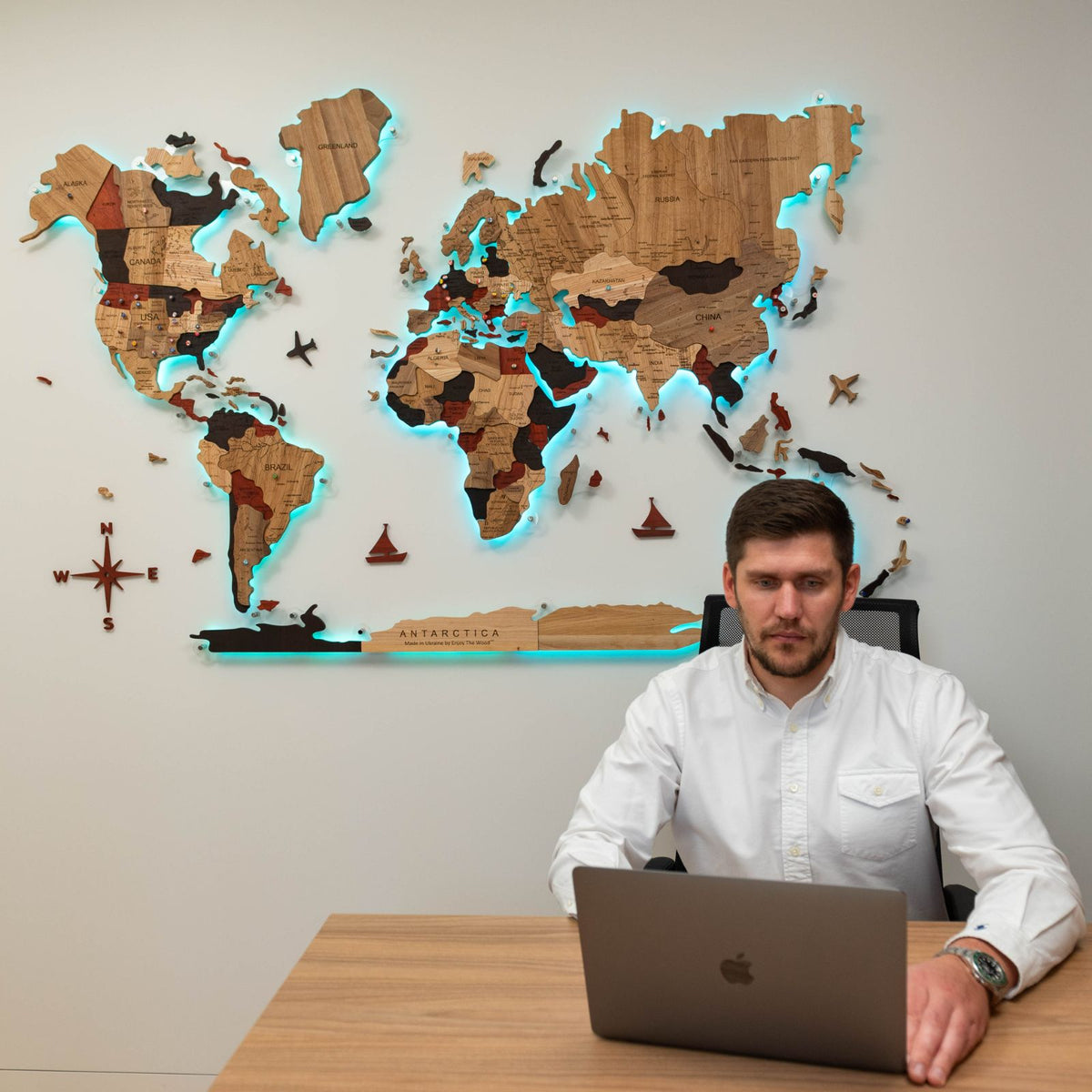 3D Solid Wooden World Map, photo 9 of 21