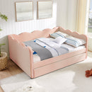 Full Size Cozy Gingham Daybed with Twin Size Trundle