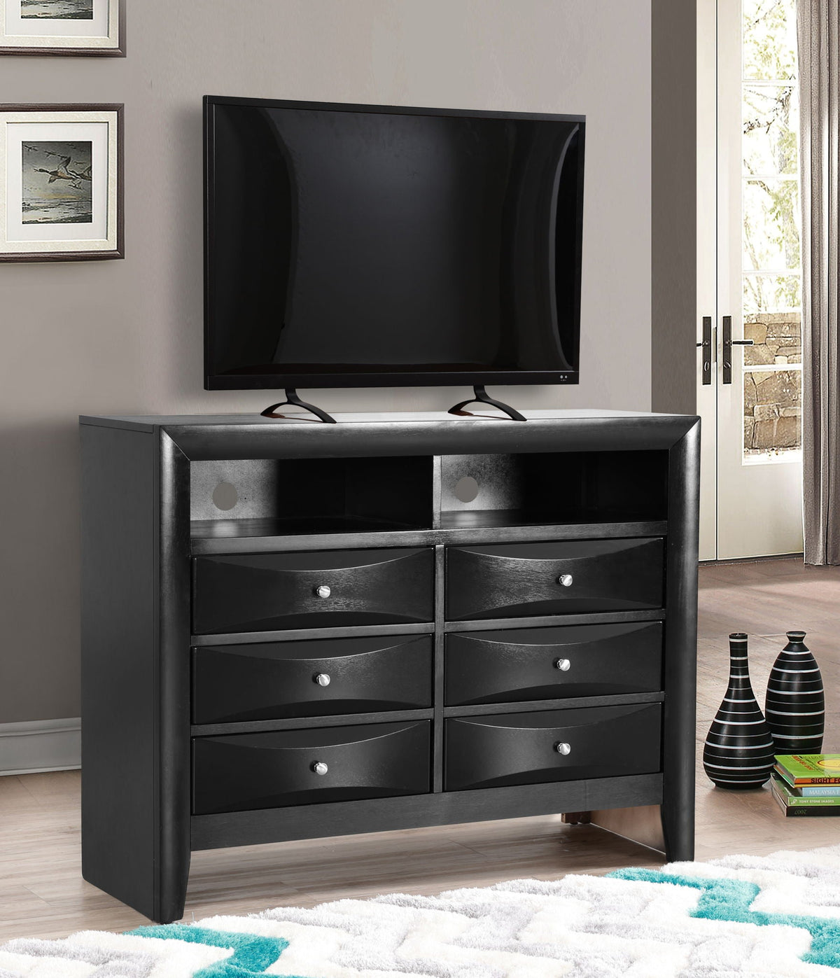 Marilla - Media Chest, photo 2 of 37