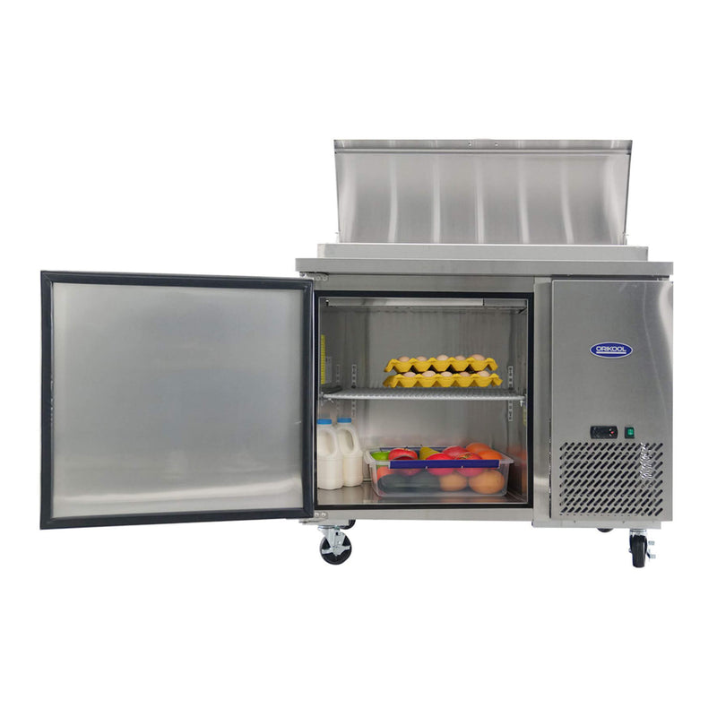 44" Commercial Pizza Prep Table With Built-In 11 Cu.Ft. Refrigerator (SAK09621)