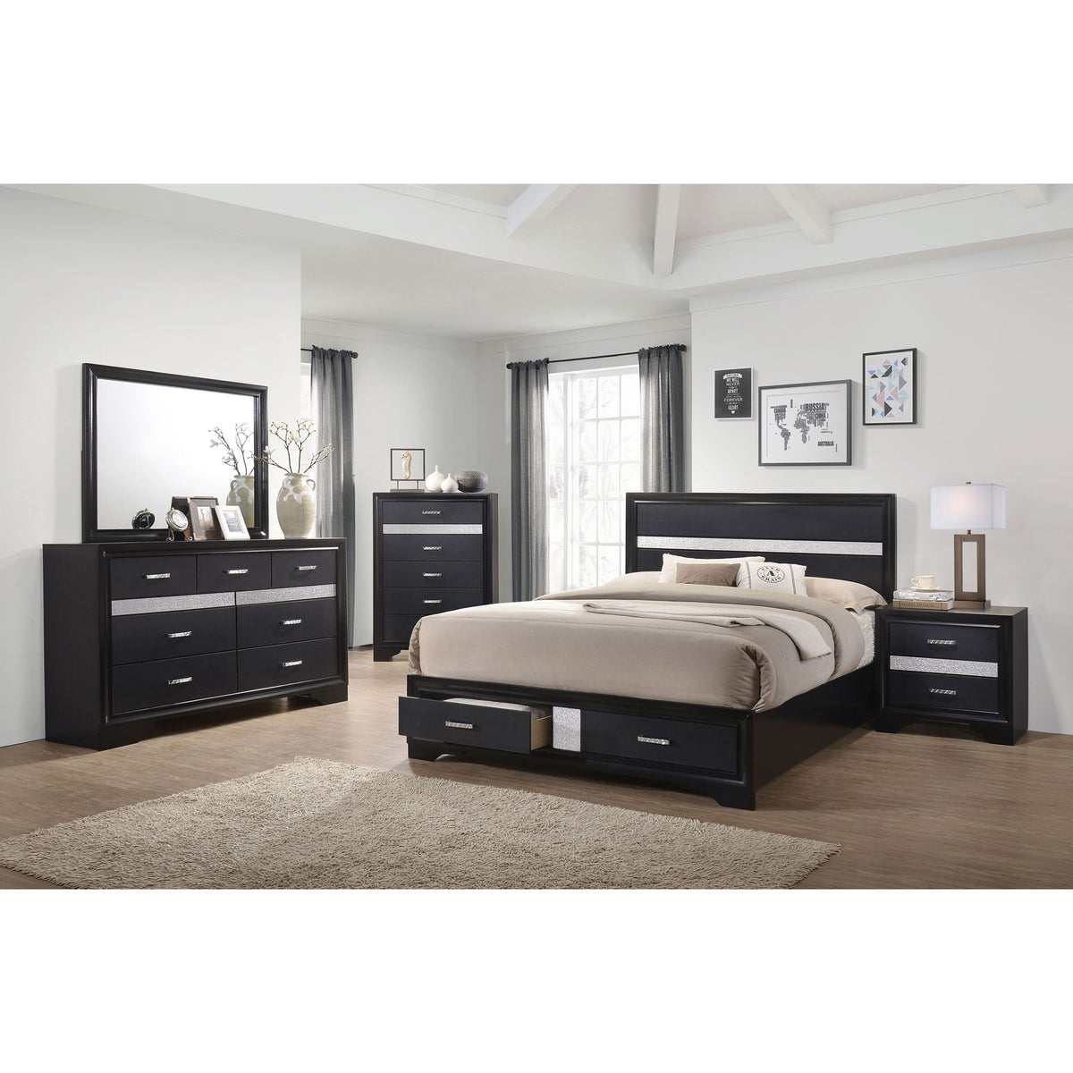 Annie - Panel Bed, photo 17 of 40