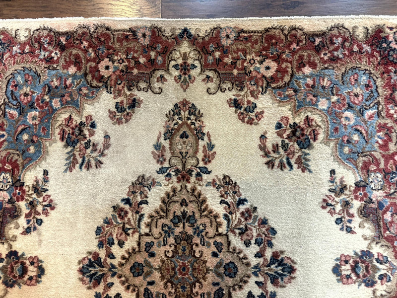 Square Persian Kerman Rug, Beige/Cream and Light Blue, Traditional Persian Rug, 5.5 x 5.5 ft